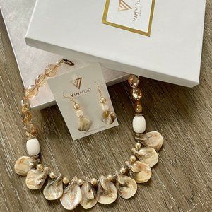 VINMOD Designs Natural Shells with Cream Crystal Vintage Accents -  Necklace 20"
